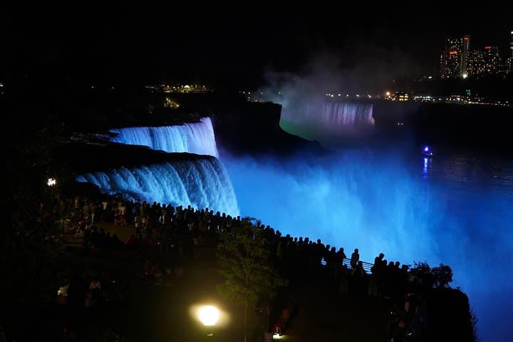 7-Day East Coast Tour from New York: Philadelphia, Washington D.C., Niagara Falls & Boston