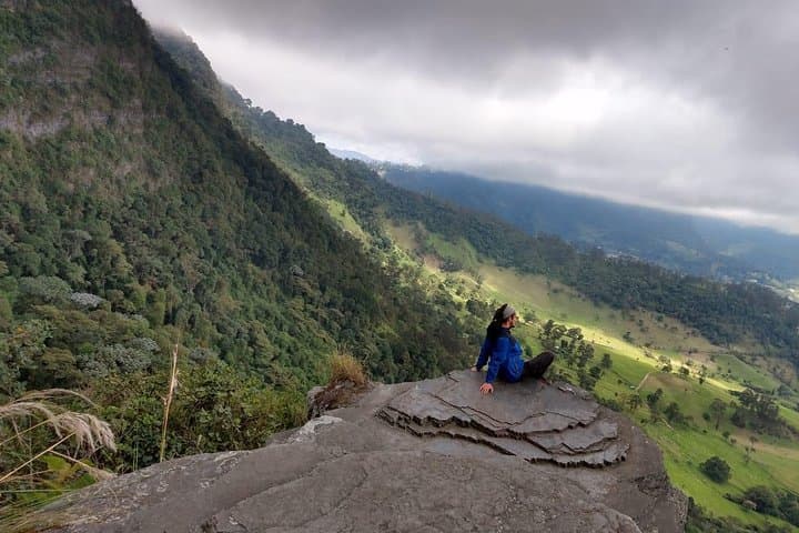 Cloud-Forest Hike at Chicaque Natural Park — Private Tour from Bogotá photo 3