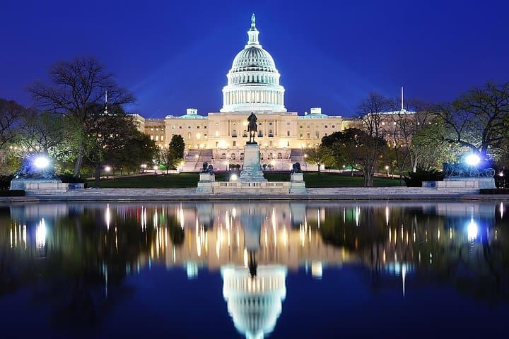 Evening Monument Lights: 3-Hour Shining City Tour of Washington DC
