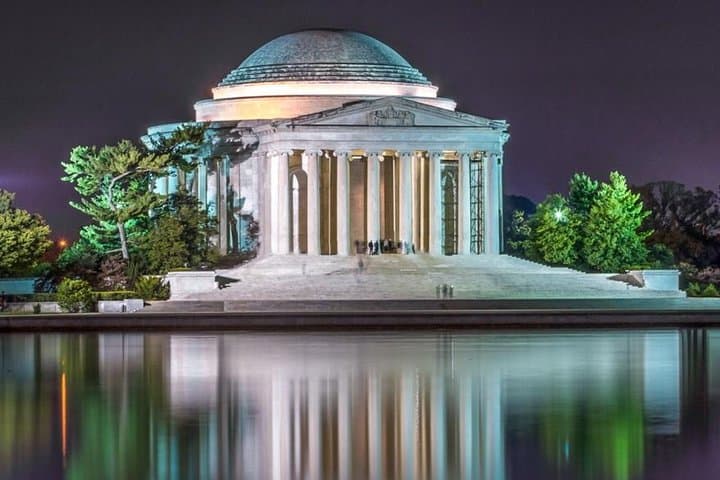 Evening Monument Lights: 3-Hour Shining City Tour of Washington DC photo 3