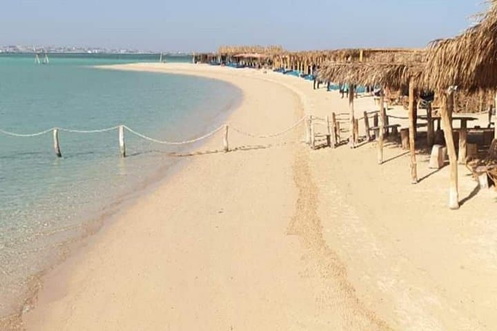 Day at Hula Hula: Paradise Island & Semi‑Submarine Adventure from Hurghada photo 2