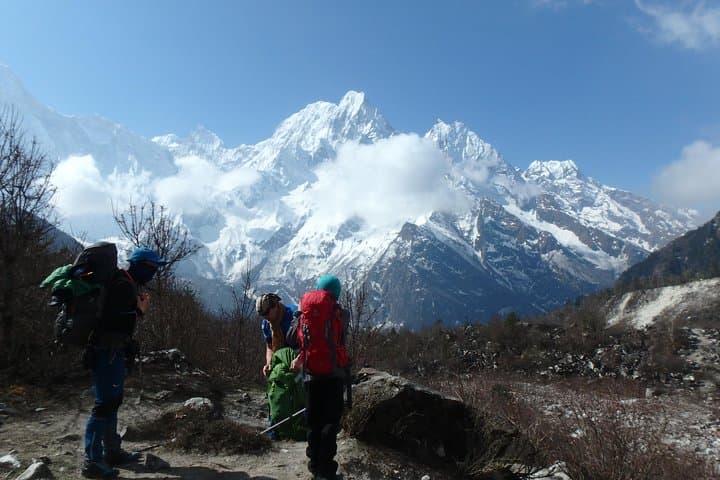 Manaslu Circuit Trek: 14-Day High-Altitude Route Over Larkya La photo 3