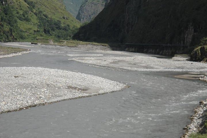 Manaslu Circuit Trek: 14-Day High-Altitude Route Over Larkya La photo 5