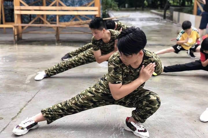 Learn Shaolin Kungfu in Chengdu: Small-Group 2-Hour Lesson photo 4