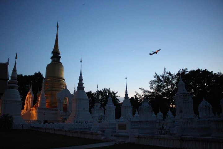 Chiang Mai Night Tuk-Tuk Tour: Private Evening Through Old City Temples & Night Bazaar photo 2