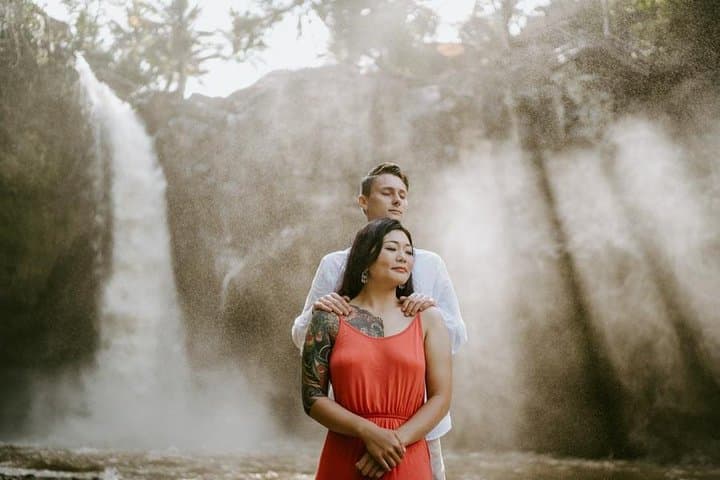 Capture Perfect Memories: Photo Session in Sanur photo 4