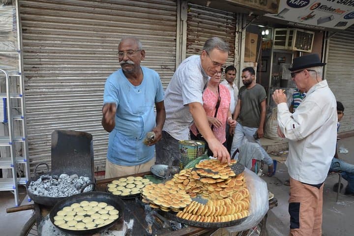 Old Delhi Bazaar Walk & Masterji Kee Haveli: Khari Baoli Spice Market, Rickshaws & Local Eats photo 5