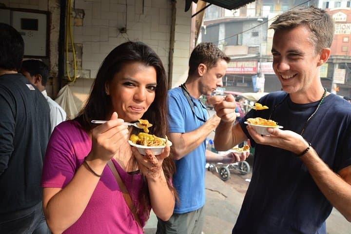 Old Delhi Food, Photography & Rickshaw Tour to Masterji Kee Haveli photo 2
