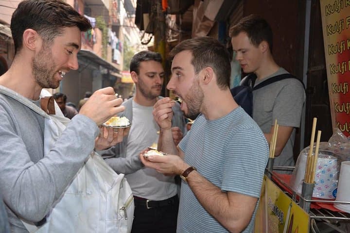 Old Delhi Food, Photography & Rickshaw Tour to Masterji Kee Haveli photo 3