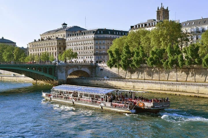 Eiffel Tower Summit, Hop-On Hop-Off Bus & Seine River Cruise — Skip-the-Line Experience photo 4