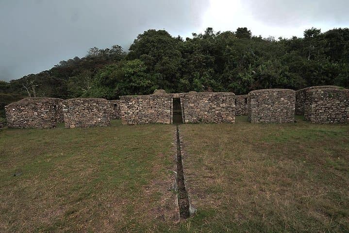 Llactapata Trek Experience: 3-Day Inca Trail to Machu Picchu via Cloud Forest photo 4