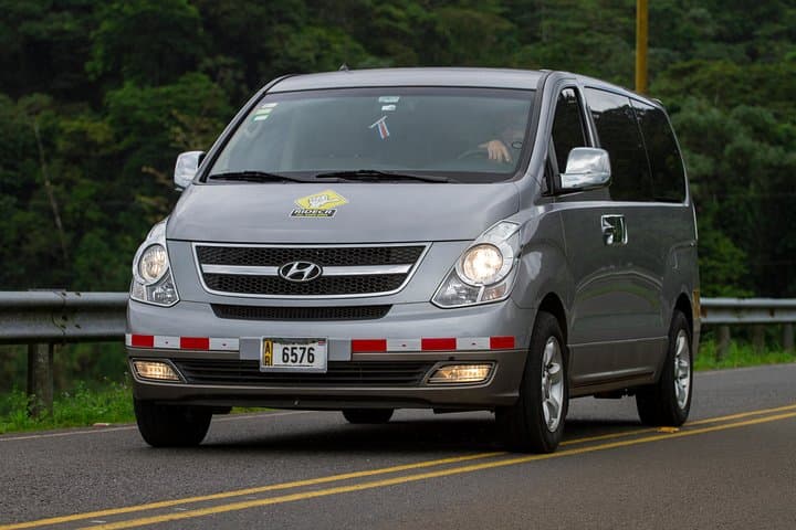 Private Transfer La Fortuna to Manuel Antonio — Door-to-Door Minivan (1–6 pax) photo 4