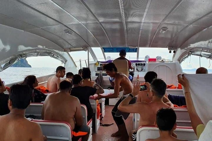 Phi Phi Island Deluxe Speedboat: Full-Day Maya Bay, Pileh Lagoon & Snorkel photo 6