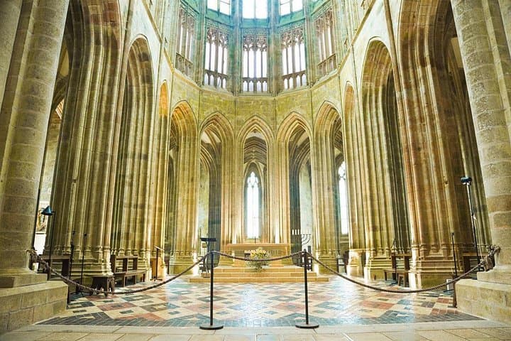 Private Mont Saint-Michel Day Tour from Bayeux — Fast-Track Abbey Visit & Guided Walk photo 2