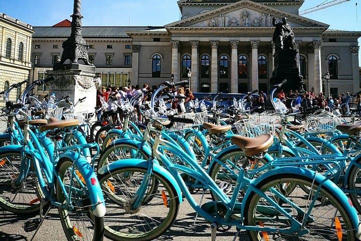 Private Classic Bike Tour of Munich: Half-Day City Highlights & English Garden photo 5