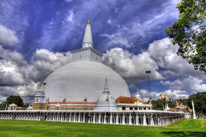 Sri Lanka 11-Day North-to-Centre Highlights Tour: Sigiriya, Jaffna & Tea Country photo 4