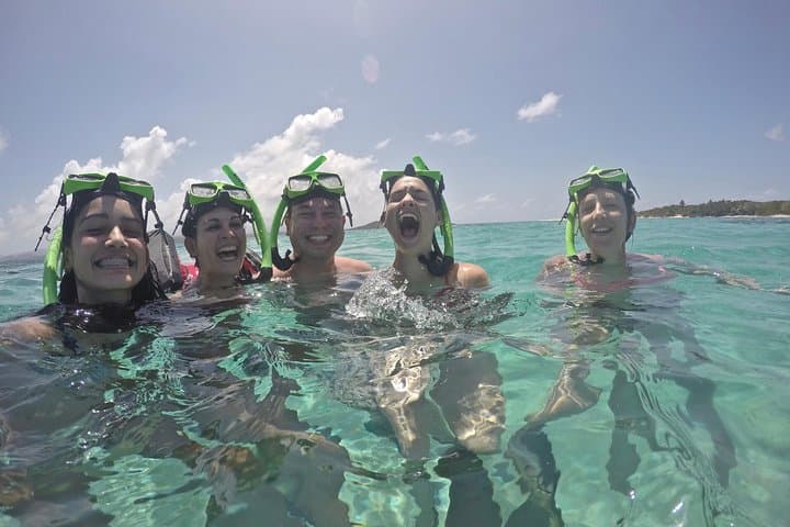 Icacos Island Beach Day from Fajardo — Water Taxi, Snorkel & Short Hike