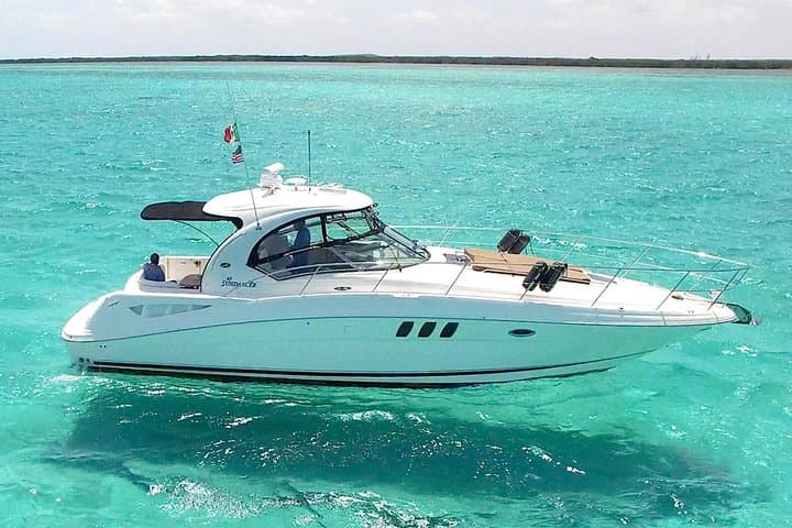 Cozumel Private 40-ft Sea Ray: Exclusive Snorkel and Natural Reserve Day Trip