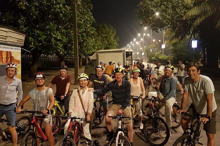 Early Morning Old Mumbai Private Cycle Tour with Breakfast — Gateway to Gothic South Mumbai photo 3