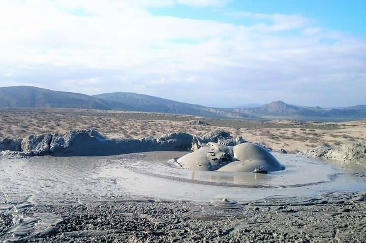 Gobustan and Mud Volcano Tour from Baku — Petroglyphs, Geology & Practical Guide photo 2