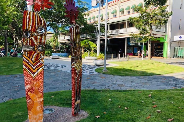 Cairns History Walking Tour: City Stories, Chinatown & WWII Sites