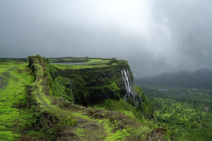 Pune to Lonavala Monsoon Drive: Bhushi Dam, Lion's Point & Lohagad Fort photo 1