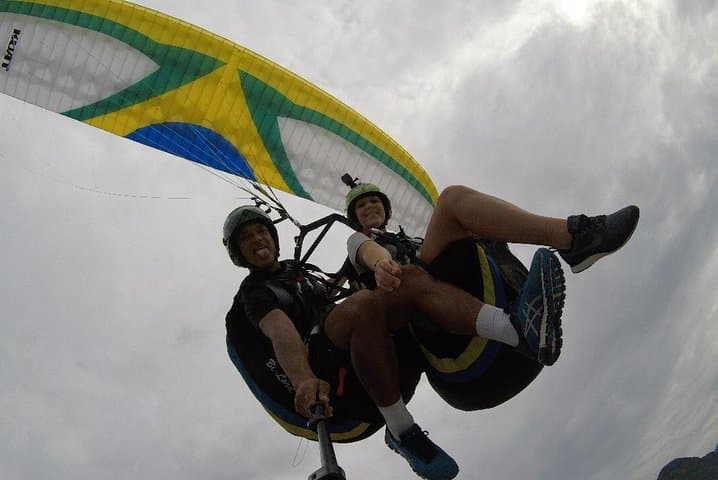 Fly Over São Conrado: Tandem Hang Gliding & Paragliding in Rio de Janeiro photo 4