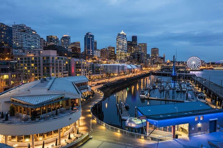 Seattle Hourly Car & Limo Rental for Sightseeing and Airport Transfers photo 3
