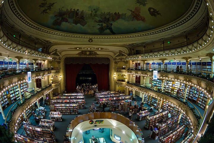 Buenos Aires by Night: Private Evening Walking Tour with Optional Dinner photo 2