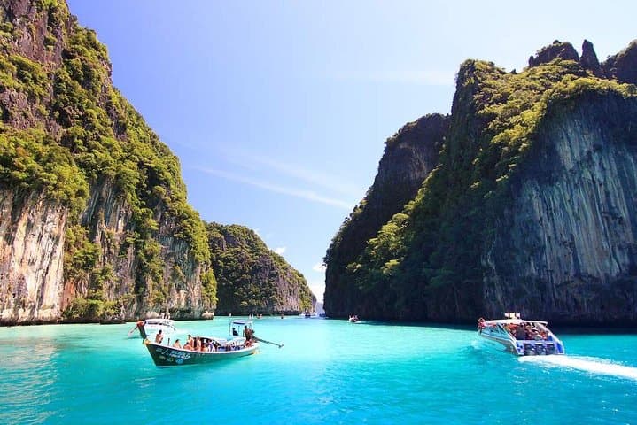 Full-Day Phi Phi Islands Speedboat Tour to Maya Bay & Khai Island