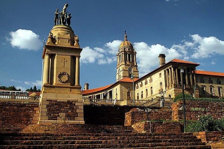 Gauteng in a Day: Private Pretoria, Apartheid Museum & Soweto Cultural Tour