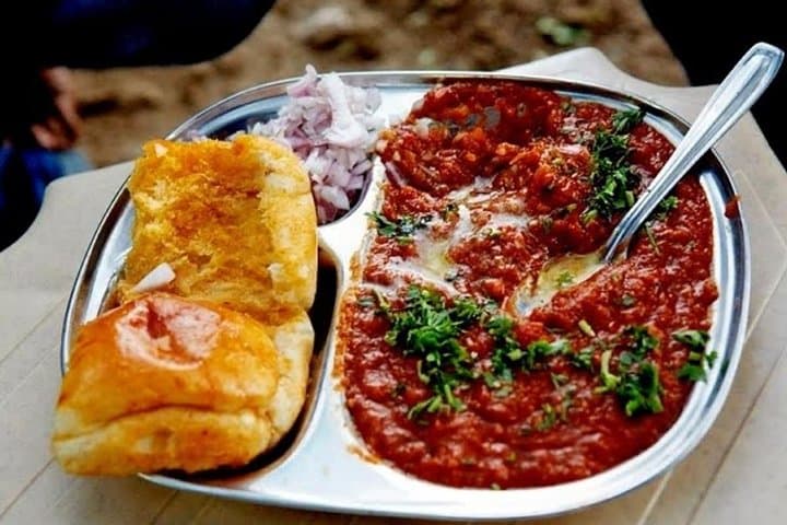 Explore Mumbai's Street Food Wonderland