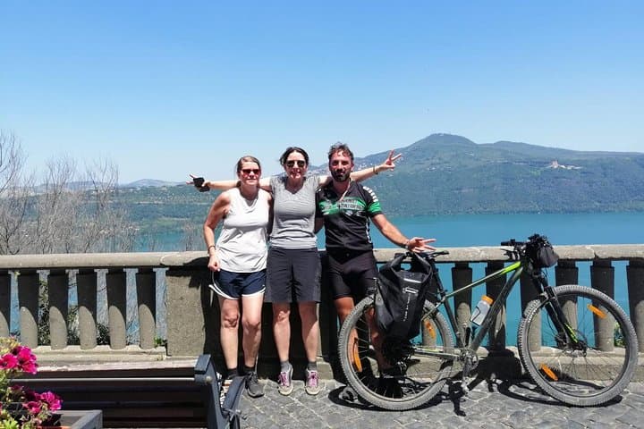 E‑Bike the Appian Way: Rome to Castel Gandolfo Day Ride photo 2