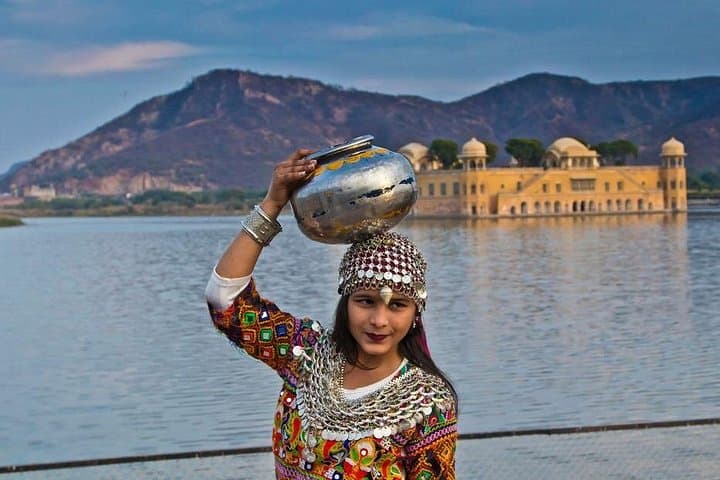 Golden Triangle 7-Day Tour: Delhi, Agra & Jaipur Itinerary with Taj Mahal Sunrise photo 3