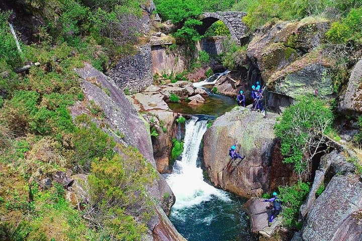 Rio Laboreiro Water Canyoning: Cave Falls and River Rappels near Braga photo 5