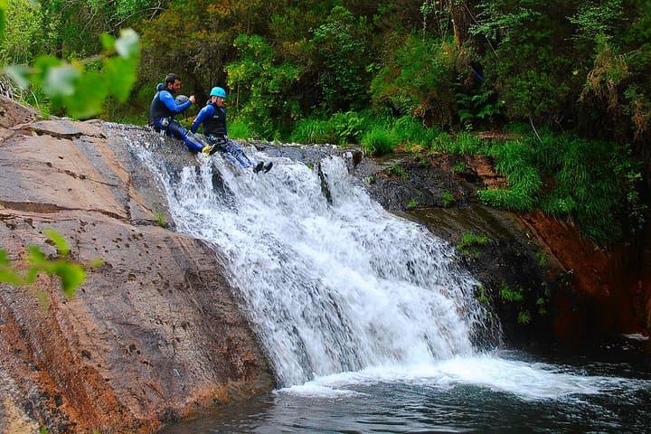 Varziela River Canyoning: Star Canyoning in Peneda-Gerês National Park