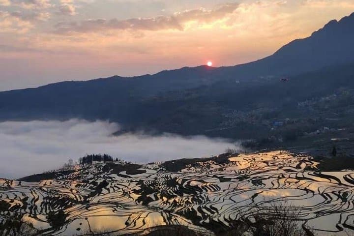 4-Day Private Tour: Stone Forest, Yuanyang Terraces & Jianshui Ancient Town from Kunming photo 2
