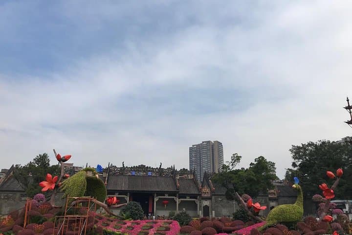 Guangzhou Old and New: Full-Day Cultural and CBD Walking Tour