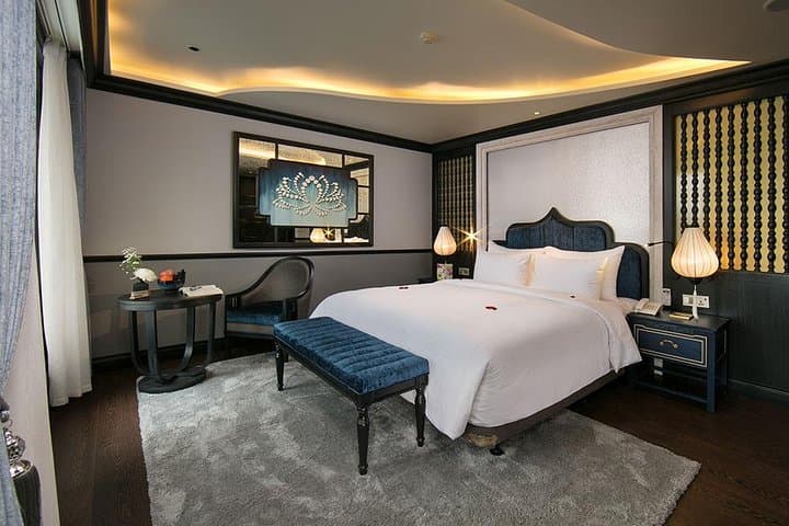 Halong Bay 3-Day Lan Ha Bay Cruise: 4-Star Overnight Experience photo 2