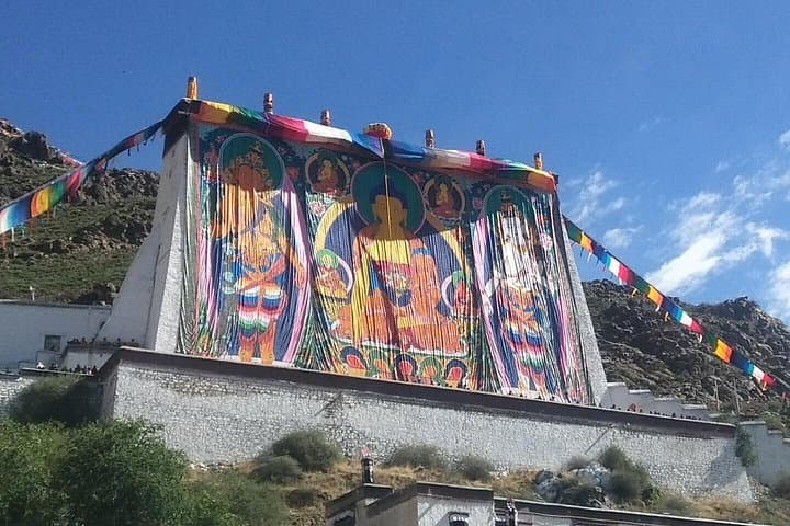 10-Day Tibet Everest Base Camp & Namtso: Lhasa to Rongbuk High-Altitude Circuit photo 4