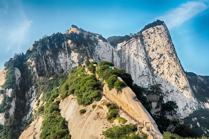 Private Mt. Huashan Hiking Tour from Xi'an — Cable Car to West Peak and Steep Ridge Hike photo 2