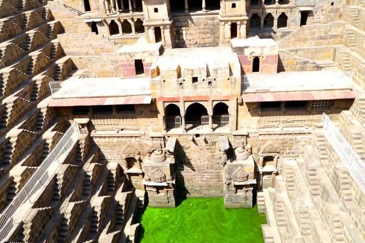 6-Day Luxury Golden Triangle Tour: Delhi, Agra & Jaipur Highlights photo 2