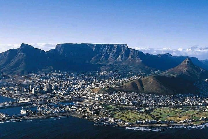 6-Day Cape Town Highlights Tour: Table Mountain, Robben Island & Winelands photo 3