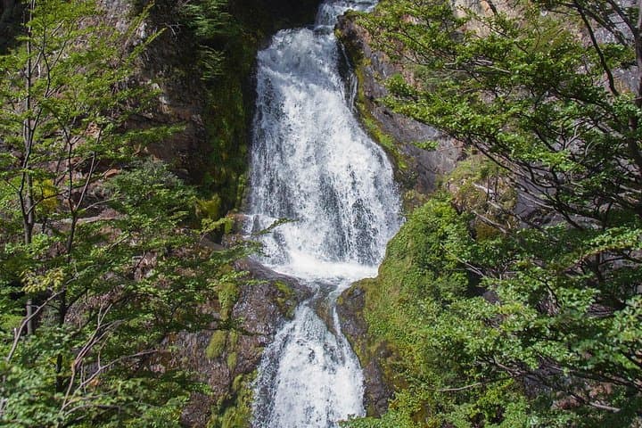 Minitrekking to Velo de la Novia Waterfall — Ushuaia Evening Hike photo 3