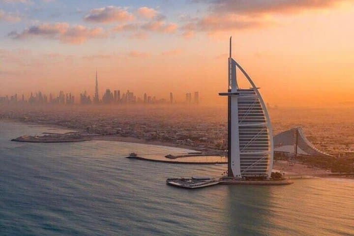 Dubai by Night: Private City Tour and Dubai Fountain Light Show photo 4