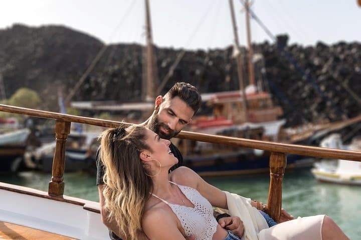 Santorini Full-Day Caldera Boat Tour: Volcano Hike, Hot Springs & Oia Sunset photo 4