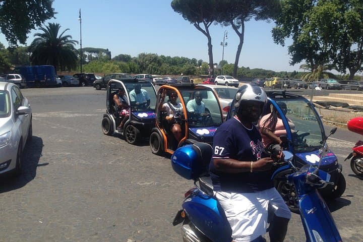 Rome by Vespa: 3.5-Hour Iconic Scooter Tour Through Historic Streets photo 3