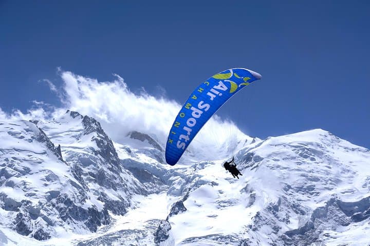 Paragliding Over Mont Blanc: Tandem Flight in Chamonix