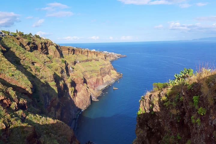 Accessible East Madeira Full-Day Wheelchair Tour — Santana, Caniçal & Coastal Viewpoints photo 3
