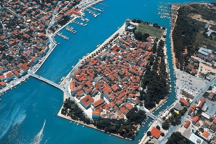 Blue Lagoon & Trogir Day Cruise from Split — Swim, Snorkel & Shipwrecks photo 3